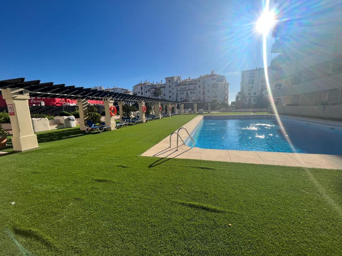Apartmán Heart Of Puerto Banus Newly Renavated Free Parking , Wifi ,Pool,Gym,Padel Court Marbella Exteriér fotografie